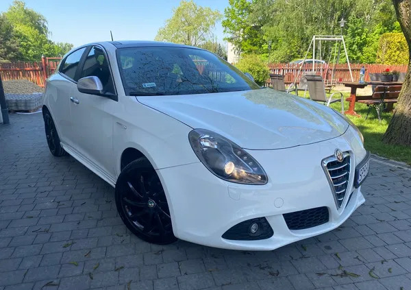 alfa romeo giulietta Alfa Romeo Giulietta cena 34500 przebieg: 177032, rok produkcji 2011 z Żory